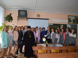 Урок по изготовлению белых цветов в г. Поворино