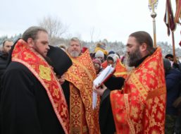 В день памяти новомучеников и исповедников Церкви Русской владыка Сергий возглавил служение литургии и Крестный ход