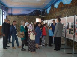 Выставка на тему: «Новомученики и исповедники Российские»