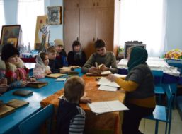 В  воскресной школе при Казанском храме г.Поворино состоялось мероприятие посвященное Дню православной книги.